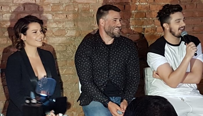 Fernanda Souza, Raoni Carneiro e Luan Santana no lançamento do Só Toca Top (Foto: Thaís Teles/TV Foco)