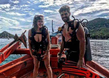 Alejandro Claveaux e Carol Abras (Foto: Reprodução/Instagram)