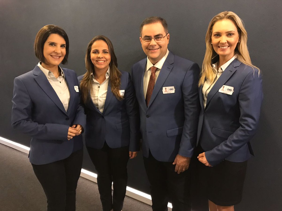 A equipe responsável pela transmissão de Rússia x Arábia Saudita contou com mulher na narração (Foto: Divulgação/FoxSports)