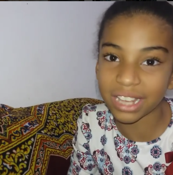 Pastora mirim virou celebridade na internet (Foto: Reprodução)