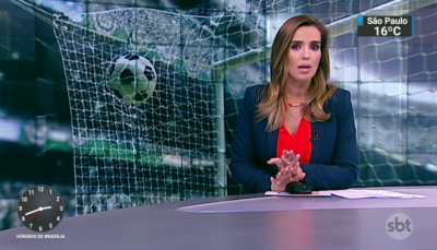 Karyn Bravo no comando do SBT Notícias. (Foto: Reprodução/SBT)