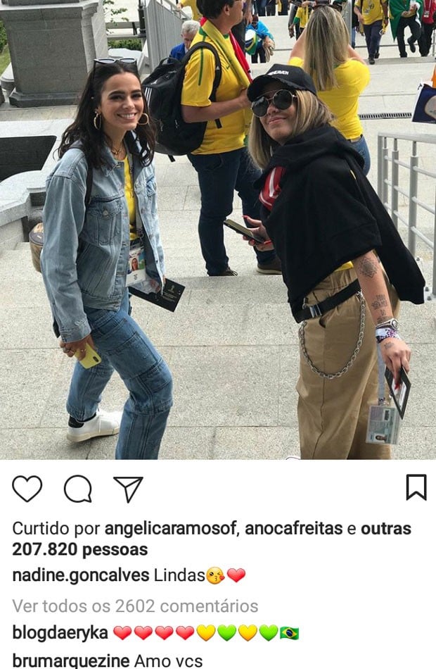 Bruna Marquezine e a irmã de Neymar (Foto: Reprodução/Instagram)