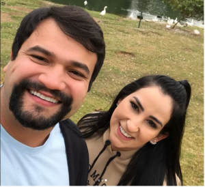 Fabíola Gadelha anuncia casamento com o dentista Bruno amaral