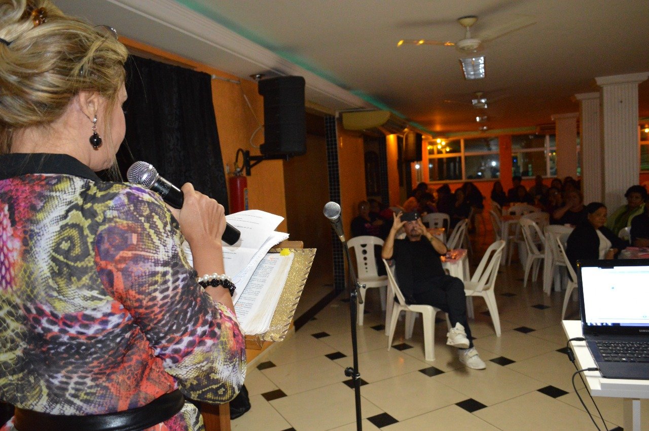 Angela Bismarchi (Foto: Reprodução)