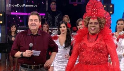 Fausto Silva e Tiago Abravanel durante o Show dos Famosos
(Foto: Reprodução/Globo)