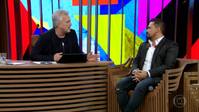 Xand Avião em conversa com Pedro Bial (Foto: TV Globo)
