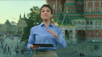 Sandra apresenta o JH (Foto: Reprodução)