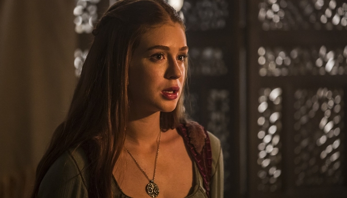 Amália (Marina Ruy Barbosa) em cena de Deus Salve o Rei (Foto: Artur Meninea/Globo)