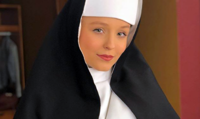 Larissa Manoela como freira (Foto: Reprodução/Instagram)