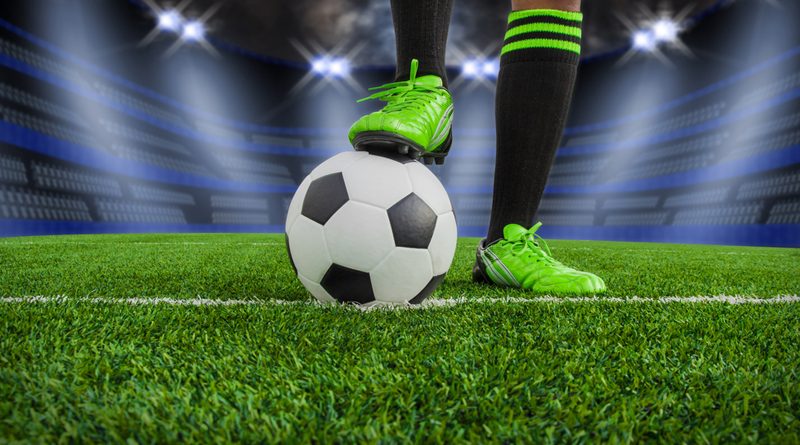 Jogadores de futebol da seleção como Ronaldo Fenômeno e Romário já se envolveram com travestis e transexuais (Foto: Reprodução)