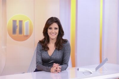 A apresentadora Monalisa Perrone no Hora Um
(Foto: Globo/Zé Paulo Cardeal)