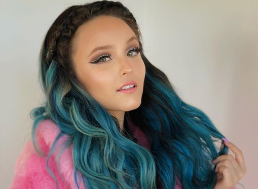 larissa manoela 