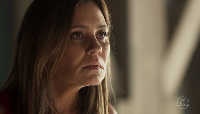 Laureta (Adriana Esteves) em cena de Segundo Sol (Foto: Reprodução/Globo)