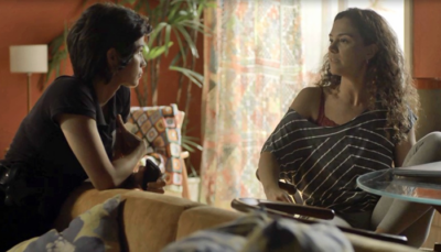 Maura (Nanda Costa) e Selma (Carol Fazu) em cena de Segundo Sol
(Foto: Divulgação/Globo)