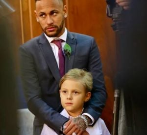 Neymar com o filho Davi Lucca (Foto: Reprodução)