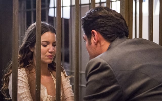Elisabeta (Nathalia Dill) e Darcy (Thiago Lacerda) em cena de Orgulho e Paixão (Foto: Globo/Paulo Belote)
