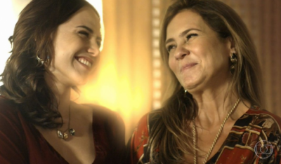 Rosa (Letícia Colin) e Laureta (Adriana Esteves) em Segundo Sol (Foto: Reprodução/Globo)