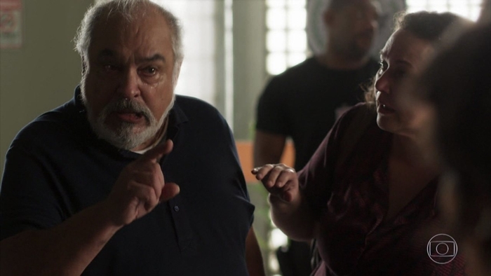 Agenor (Roberto Bonfim) em cena de Segundo Sol (Foto: Reprodução/Globo)