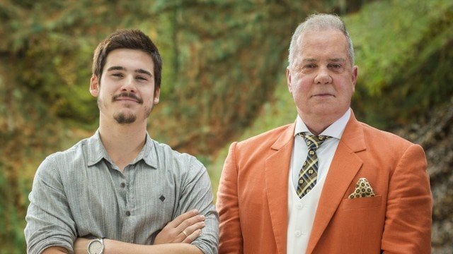 Nicolas Prattes e Luiz Fernando Guimarães em O Tempo Não Para (Foto: Maurício Fidalgo/ Divulgação/ Globo)