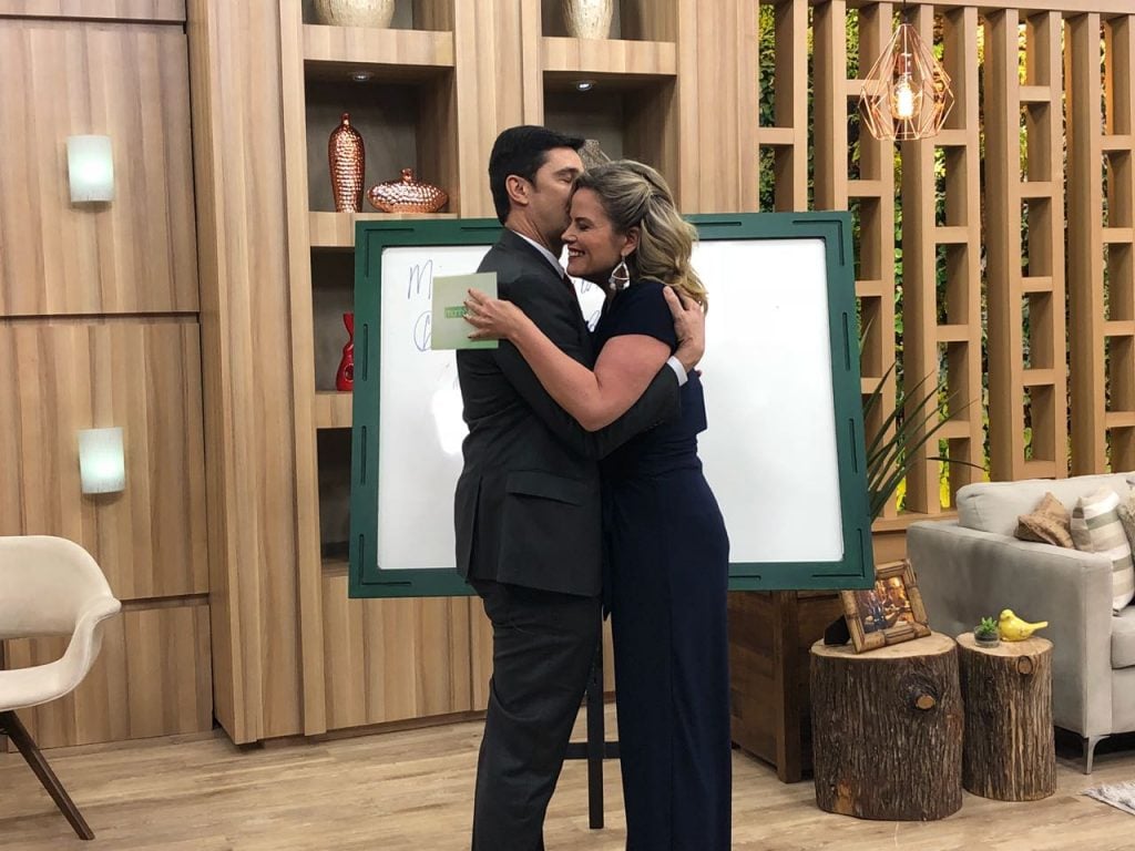 Maria Cândida e Mauro Calil (Foto: TV Aparecida)
