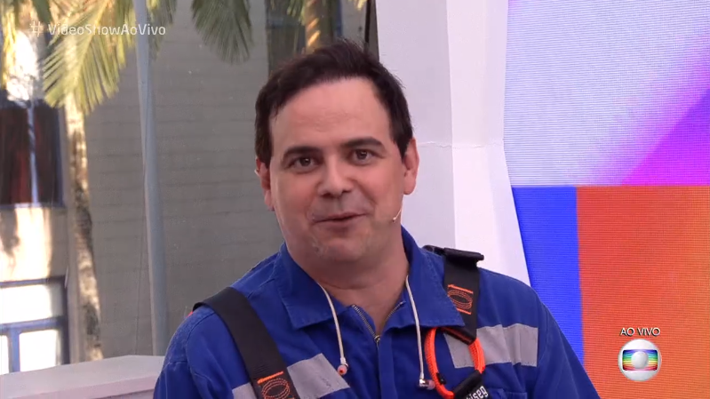 Carioca em sua estreia no Vídeo Show (Foto: Reprodução/Globo)