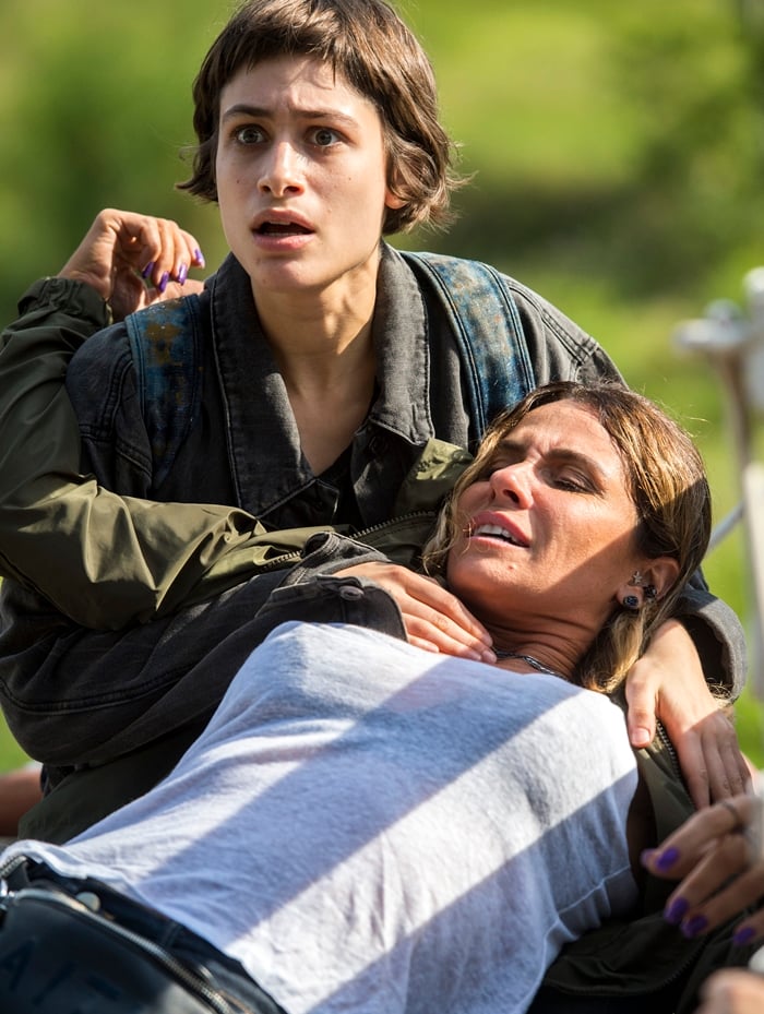 Manu (Luisa Arraes) e Luzia (Giovanna Antonelli) (Foto: Globo/Estevam Avellar)