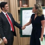 Maria Cândida é pedida em namoro ao vivo por convidado e tem reação completamente inesperada