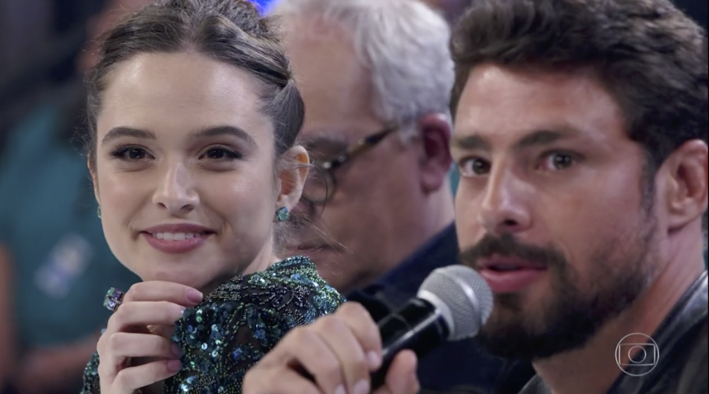 Cauã Reymond e Juliana Paiva no Domingão do Faustão (Foto: reprodução)