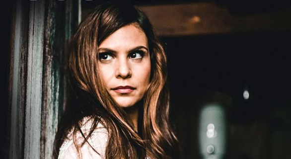 Cantora gospel, Aline Barros relembra momentos difíceis da infância no programa do Rodrigo Faro, da Record (Foto: Reprodução/Instagram