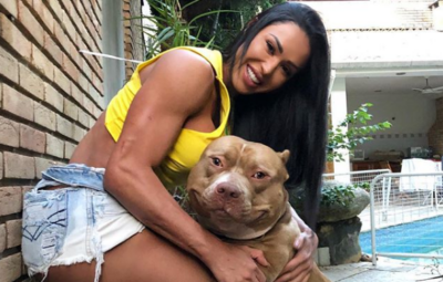 Gracyanne Barbosa e seu cachorro (Foto: Reprodução)