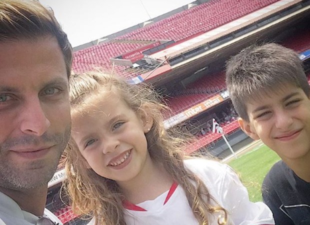 Henri Castelli e os filhos (Foto: Divulgação)
