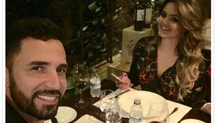 Latino durante jantar com a filha (Foto: Reprodução)