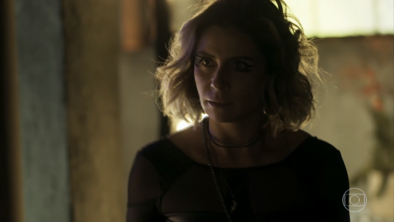 Luzia (Giovanna Antonelli) em cena de Segundo Sol (Foto: Reprodução/Globo)