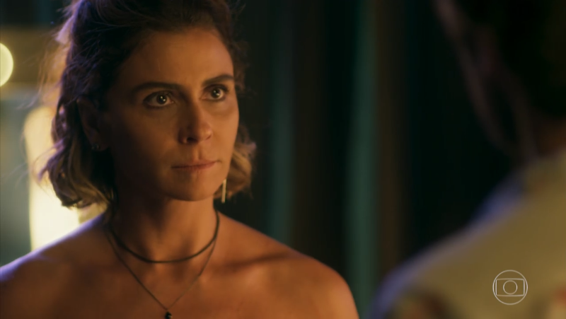 Luzia (Giovanna Antonelli) em cena de Segundo Sol (Foto: Reprodução/Globo)
