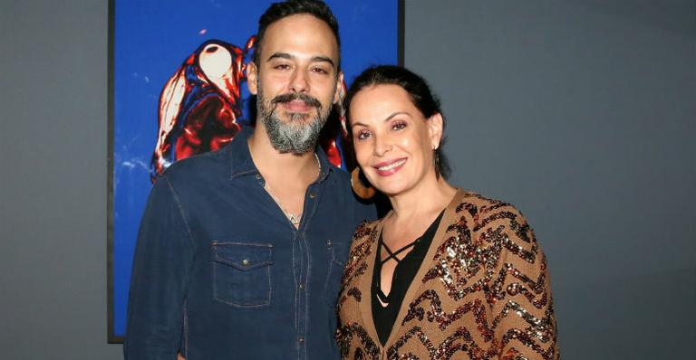 Marcelo Marins e Carolina Ferraz (Foto: André Freitas)