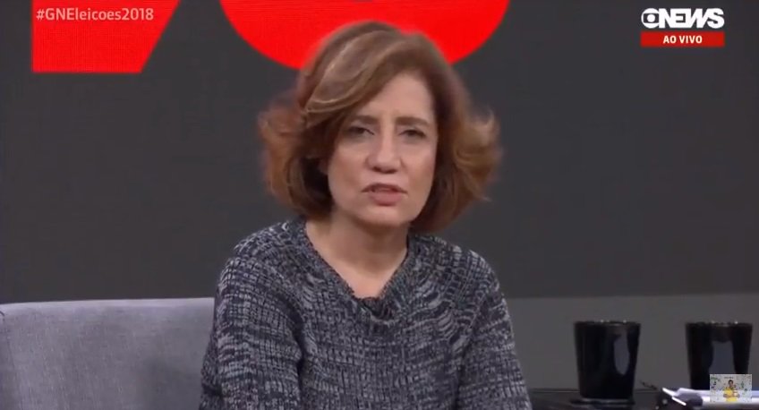 A jornalista Miriam Leitão em entrevista com Bolsonaro na GloboNews (Foto: Reprodução)