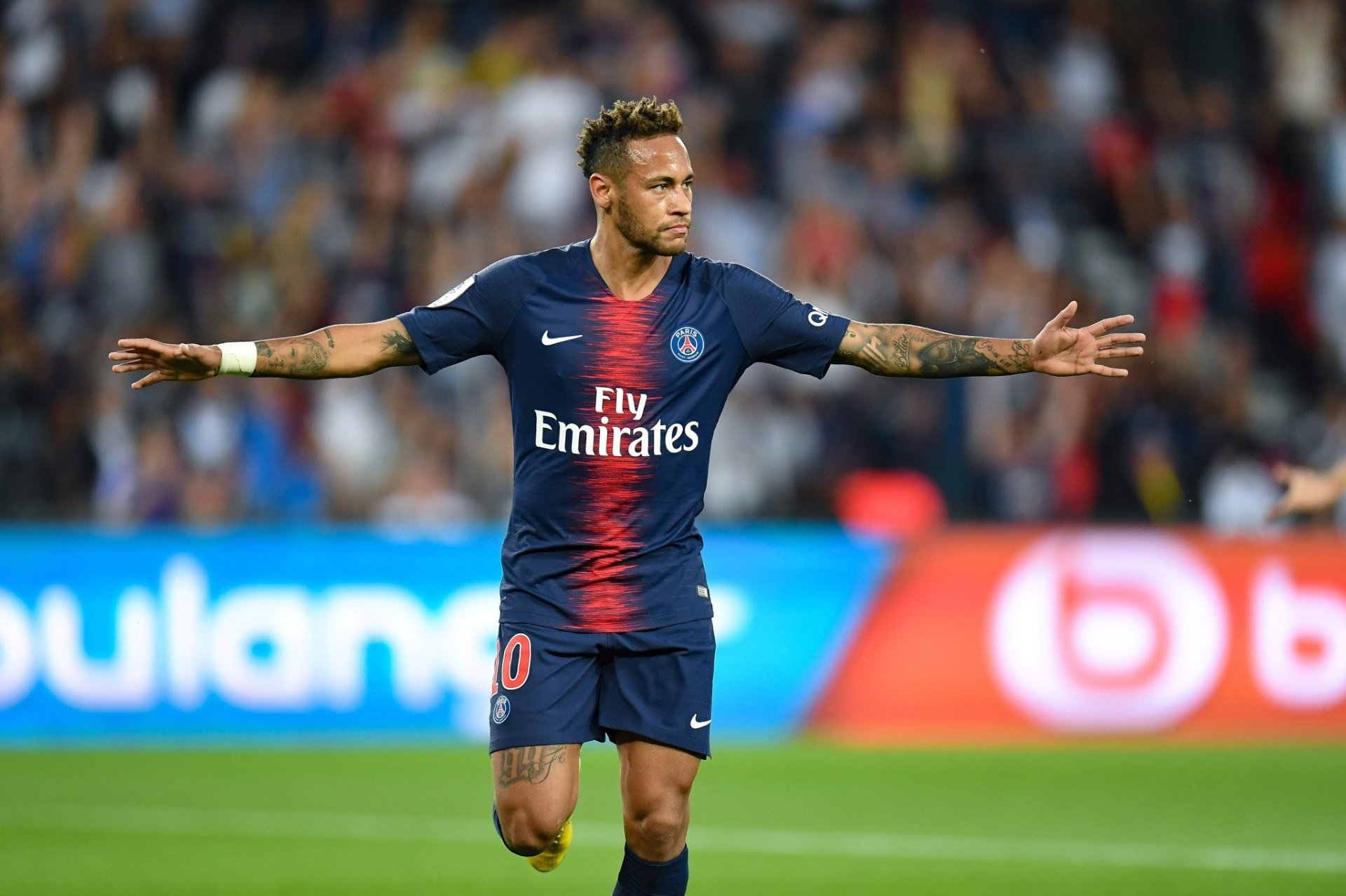Neymar joga pelo PSG (Foto: Reprodução)