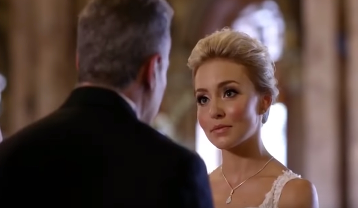 Angelique Boyer em cena da novela Contracara. (Foto: Reprodução/Televisa)