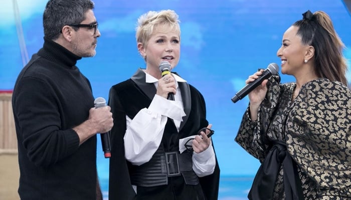 Xuxa Meneghel durante participação no Programa da Sabrina (Foto: Edu Moraes/Record)