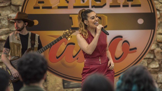 Naiara Azevedo nas gravações de Malhação (Foto: Raquel Cunha/ Globo/ Divulgação)