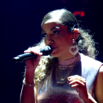 Anitta durante participação no The Voice Brasil
(Foto: Reprodução/Globo)
