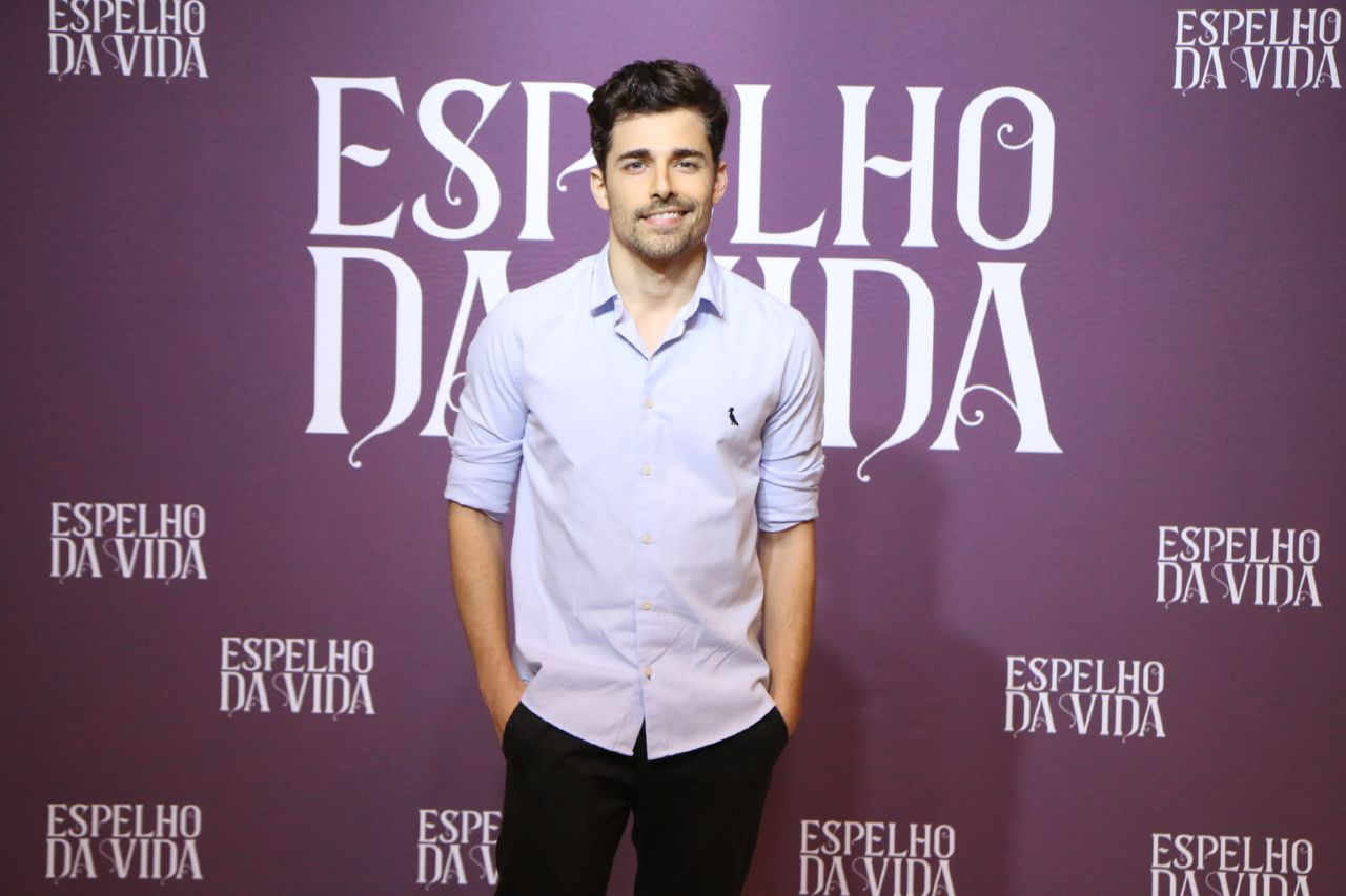 Atores de Espelho da Vida em coletiva de imprensa da TV Globo (Foto: Reprodução)