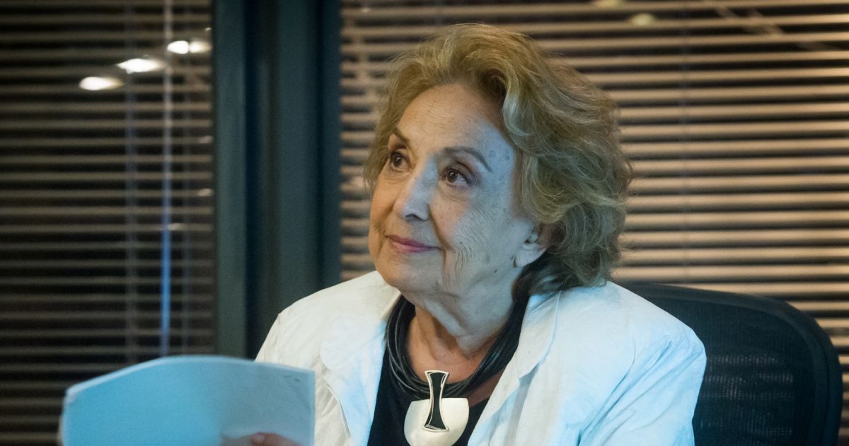 Petra (Eva Wilma) em cena de O Tempo Não Para (Foto: Reprodução/Globo)