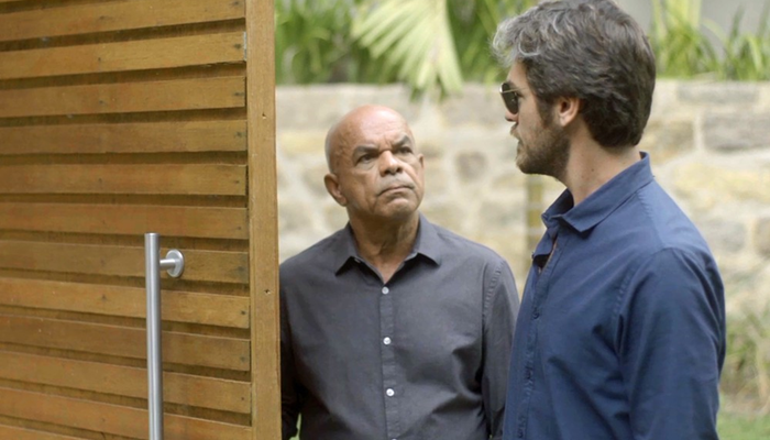 Galdino (Narcival Rubens) e Beto (Emilio Dantas) em cena de Segundo Sol (Foto: Divulgação/Globo)