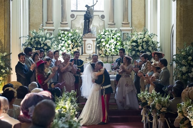 Mariana (Chandelly Braz) e Brandão (Malvino Salvador) em cena de Orgulho e Paixão (Foto: Globo/Cesar Alves)