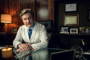 Roger Sadala (Antonio Calloni) em Assédio (Foto: Globo/Ramón Vasconcelos)