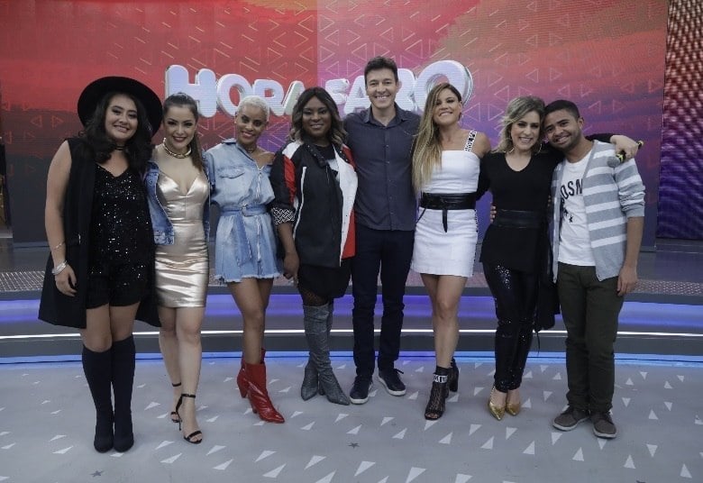 Rouge marca presença na Record (Foto: Antonio Chahestian/Record TV)