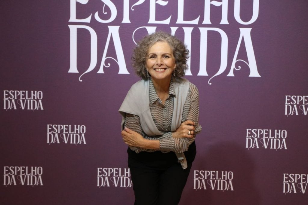 Irene Ravache em coletiva de imprensa de Espelho da Vida (Foto: Divulgação / AgNews)