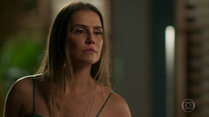 Karola (Deborah Secco) em Segundo Sol (Foto: Reprodução/Globo)