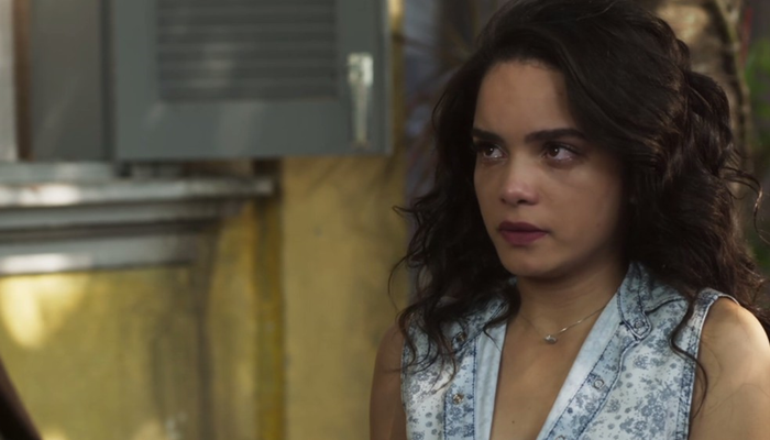 Paulina (Carol Macedo) em cena de O Tempo Não Para (Foto: Divulgação/Globo)